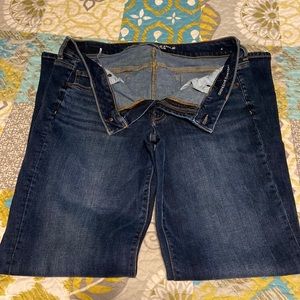 Womens AE 16L favorite boyfriend jeans